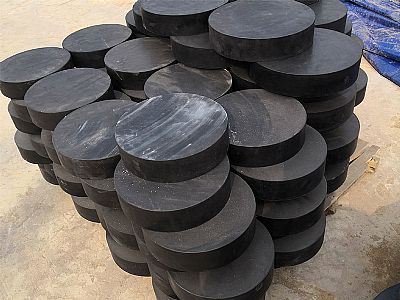 疏勒县板式橡胶支座由若干层橡胶片与薄钢板经加压硫化